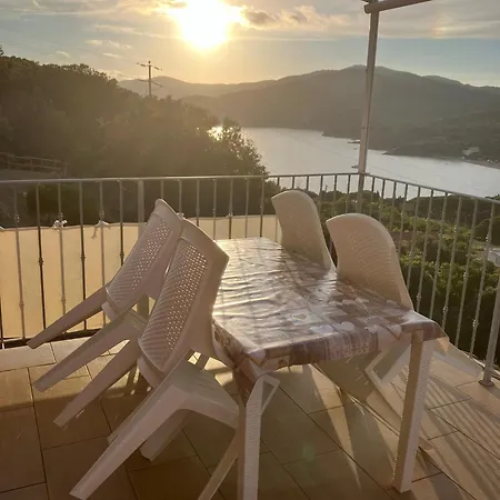 Zuccale I Vista Mare Con Terrazza Apartman Capoliveri